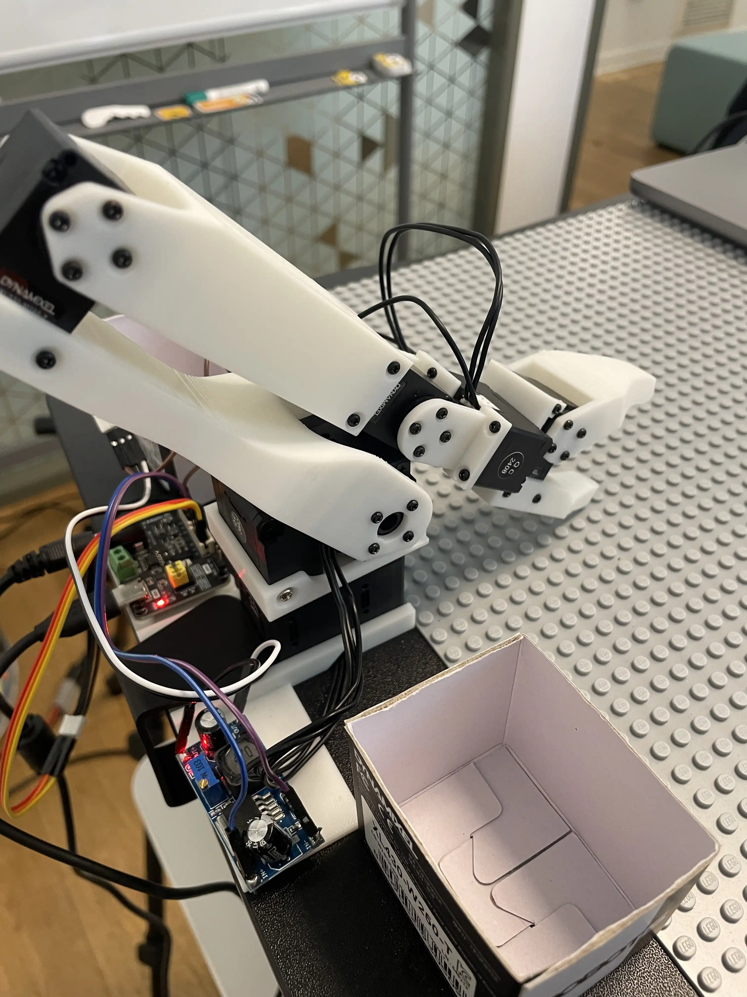 Koch v1.1 follower arm rest position Koch v1.1 follower arm rest position